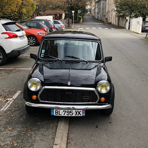 Photo 3 - GARAGE PRESTAFORMAUTO