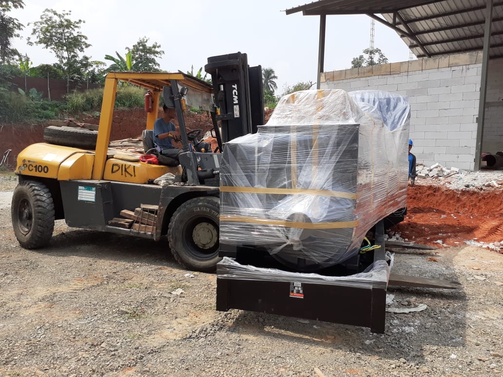 SEWA FORKLIFT DI LEGOK