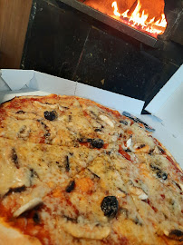 Photos du propriétaire du Pizzas à emporter Pizza Carboni : Pizzeria à Port-de-Bouc - n°10