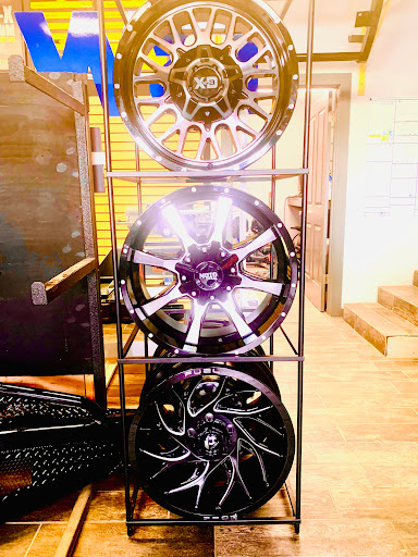 Truck Accessories Store «Auto Trim Design», reviews and photos, 31125 Interstate 10 Frontage Rd, Boerne, TX 78006, USA