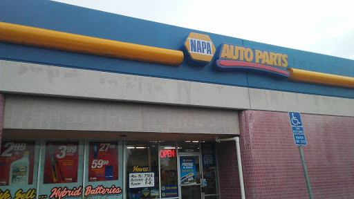 Auto Parts Store «NAPA Auto Parts - Genuine Parts Company», reviews and photos, 11225 Trade Center Dr, Rancho Cordova, CA 95742, USA