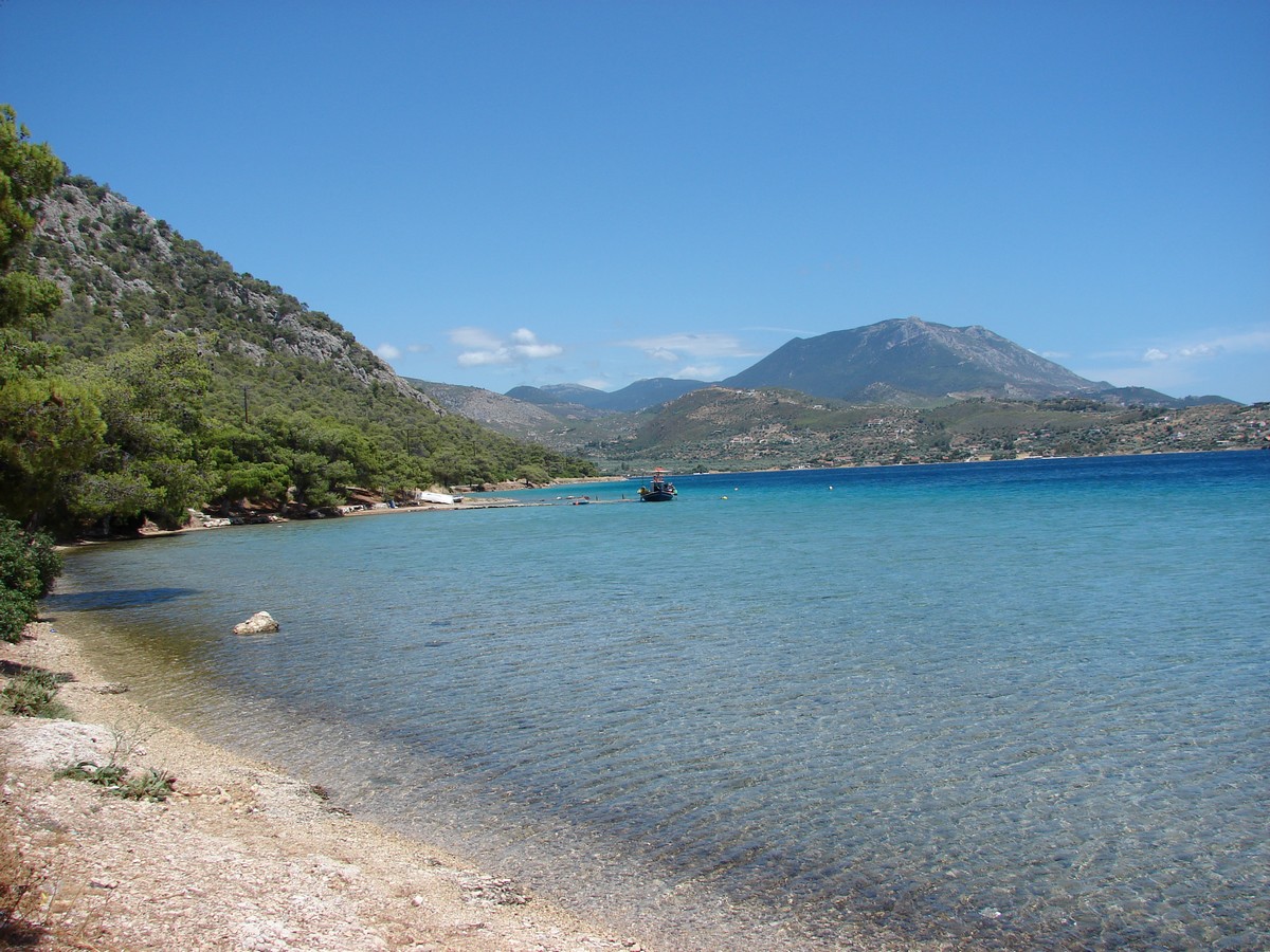 Fotografija Plaz Linto z modra voda površino