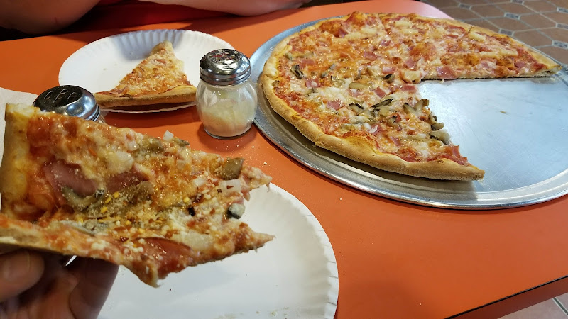 #1 best pizza place in Gatlinburg - New York Pizza & Pasta