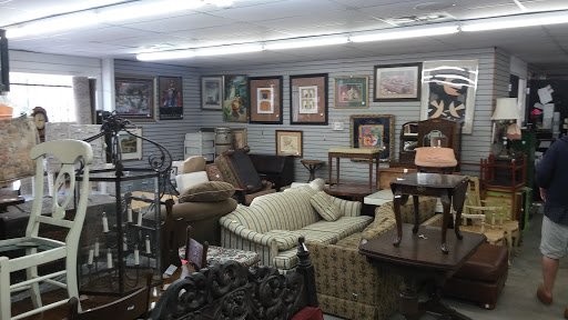 Donations Center «The Guild Shop», reviews and photos