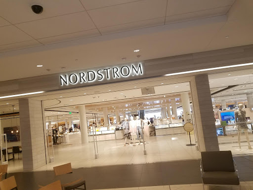 Department Store «Nordstrom Mayfair», reviews and photos, 2424 N Mayfair Rd, Wauwatosa, WI 53226, USA