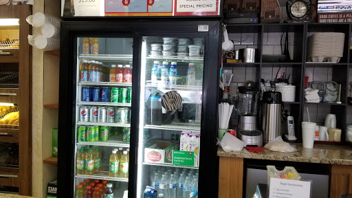 Donut Shop «Donut Castle», reviews and photos, 11831 E 13 Mile Rd, Warren, MI 48093, USA