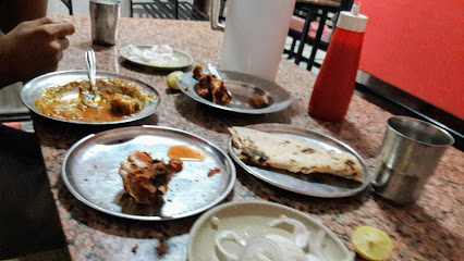 National Non-Veg Restaurant - 7RX4+8J8, Sir Lakhajiraj Road Opp. Satya Vijay Patel Soda Factory Bazar, Lohana Para, Rajkot, Gujarat 360001, India