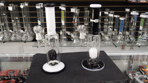 Tobacco Shop «Mr Smoke ( smoke shop & vape outlet )», reviews and photos, 12112 Westheimer Rd, Houston, TX 77077, USA