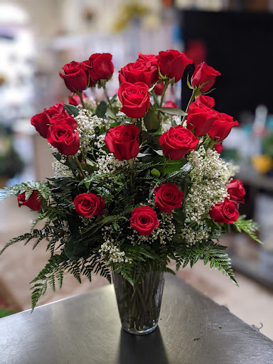 Florist «All A Bloom Florist and Gifts (24/7)», reviews and photos, 116 N Collins St, Plant City, FL 33563, USA