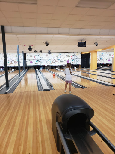 Bowling Alley «Mayport Bowling Center», reviews and photos, 244 Baltimore St, Jacksonville, FL 32227, USA