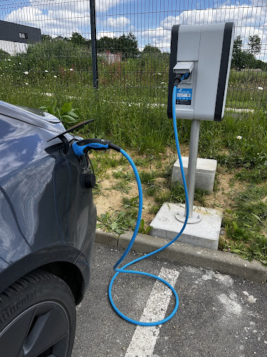 Borne de recharge de véhicules électriques Freshmile Station de recharge Gévezé