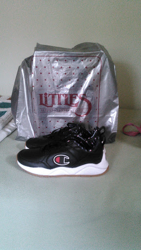 Shoe Store «Littles Shoes», reviews and photos, 5850 Forbes Ave, Pittsburgh, PA 15217, USA