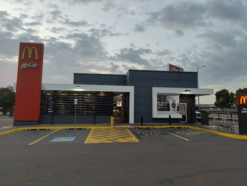 McDonald's Coolalinga 0835