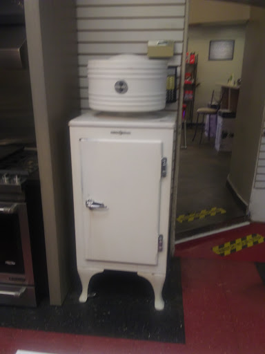 Appliance Store «Richmond Discount Appliance & Electronics», reviews and photos, 6308 Amboy Rd, Staten Island, NY 10309, USA