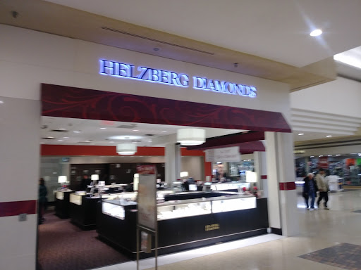 Jewelry Store «Helzberg Diamonds», reviews and photos, 358 Northtown Dr NE, Blaine, MN 55434, USA