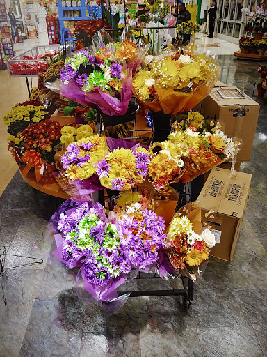 Grocery Store «Stop & Shop», reviews and photos, 368-398 Cottage St, Pawtucket, RI 02860, USA