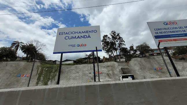 Opiniones de Estacionamiento Cumanda en Quito - Aparcamiento