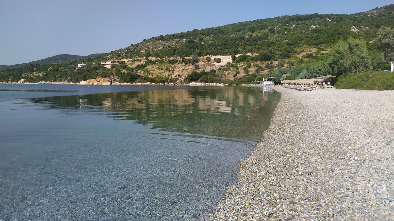 Foto de Ag. Dimitrios beach con muy limpio nivel de limpieza