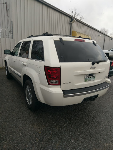 Towing Service «Portland Collision Center», reviews and photos, 412 TN-52, Portland, TN 37148, USA