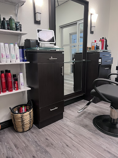 Beauty Salon «Expert Hair Salon», reviews and photos, 3001 White Bear Ave, Maplewood, MN 55109, USA