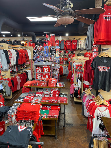 Sportswear Store «Rally House Rookwood», reviews and photos, 2705 Edmondson Rd, Cincinnati, OH 45209, USA