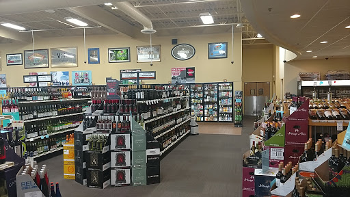 Liquor Store «Rogers Wine & Spirits», reviews and photos, 21725 S Diamond Lake Rd, Rogers, MN 55374, USA