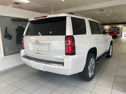 Chevrolet Dealer «Moses C & O Chevrolet», reviews and photos