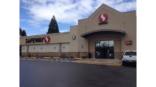 Safeway, 95 82nd Dr, Gladstone, OR 97027, USA, 