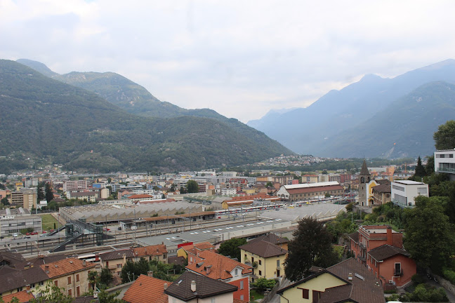 Rezensionen über Chiesa di San Quirico in Bellinzona - Kirche