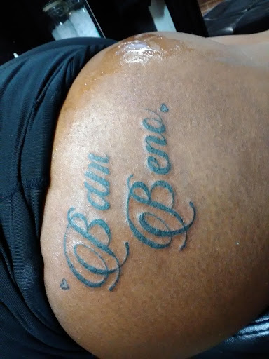 Tattoo Shop «Unique Ink Tattoo Studio», reviews and photos, 60 Powder Springs St, Marietta, GA 30064, USA