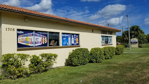 Liquor Store «Atlantic Liquors», reviews and photos, 1701 W Atlantic Blvd, Pompano Beach, FL 33069, USA