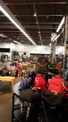 Department Store «Saks OFF 5TH», reviews and photos, 11201 NW 12th St, Miami, FL 33172, USA