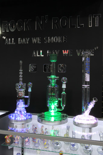 Tobacco Shop «Rock N Roll It Smoke Shop», reviews and photos, 301 S Orlando Ave, Winter Park, FL 32789, USA