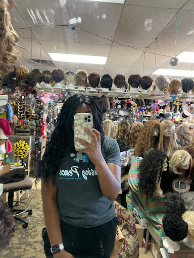 Cosmetics Store «El Beauty Supplies & Mall», reviews and photos, 7233 Boulevard 26, Richland Hills, TX 76180, USA