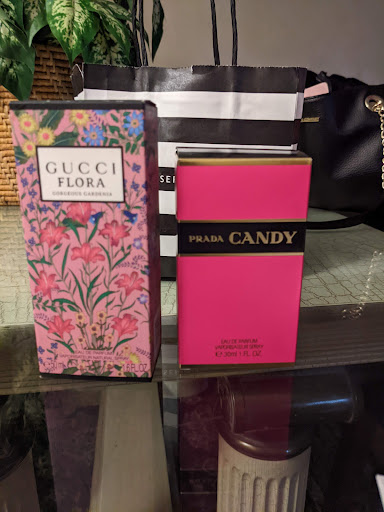 Cosmetics Store «SEPHORA», reviews and photos, 1 Garden State Plaza Blvd, Paramus, NJ 07652, USA