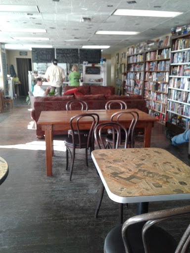 Coffee Shop «The Full Cup Bookstore and Coffee Shop», reviews and photos, 922 S Main St, Weatherford, TX 76086, USA