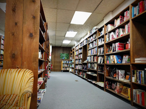 Book Store «Village Bookshop», reviews and photos, 2424 W Dublin Granville Rd, Columbus, OH 43235, USA