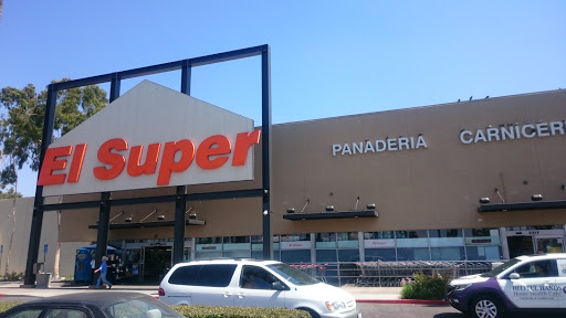 Grocery Store «El Super», reviews and photos, 650 N Euclid St, Anaheim, CA 92801, USA