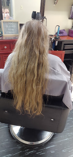 Nail Salon «Clix Hair & Nails-A Salon and Spa», reviews and photos, 105 W Chapman Rd, Oviedo, FL 32765, USA