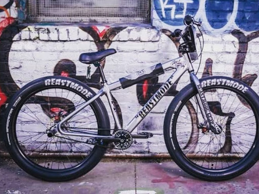 Bicycle Store «North Shore Cycle», reviews and photos, 251 Western Ave, Lynn, MA 01904, USA