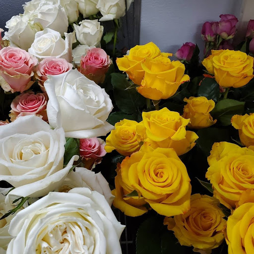 Florist «Up-Towne Flowers & Gift Shoppe», reviews and photos, 2145 W Dublin Granville Rd, Worthington, OH 43085, USA