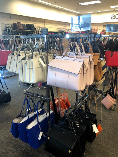 Department Store «Nordstrom Rack», reviews and photos, 3363 E Foothill Blvd, Pasadena, CA 91107, USA