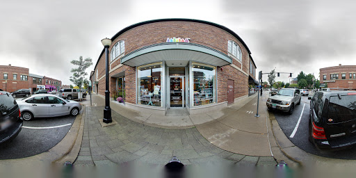 Party Planner «Bottle & Bottega La Grange», reviews and photos, 1 W Harris Ave, La Grange, IL 60525, USA