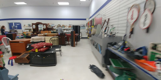 Thrift Store «Goodwill Princess Anne Retail Store», reviews and photos, 1949 Lynnhaven Pkwy, Virginia Beach, VA 23453, USA