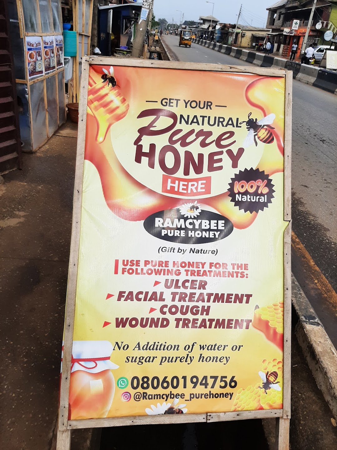 Pure honey store