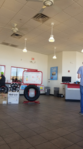 Tire Shop «Discount Tire Store - Mesa, AZ», reviews and photos, 2030 S Country Club Dr, Mesa, AZ 85210, USA