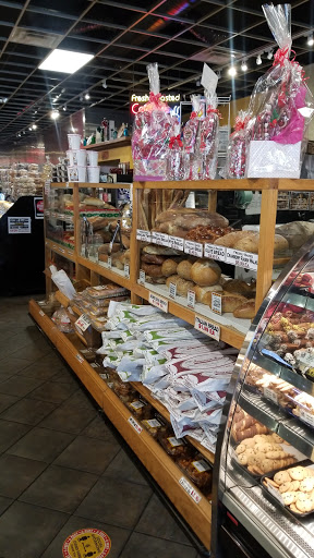 Shopping Mall «Lake Success Shopping Center», reviews and photos, 1526 Union Tpke, New Hyde Park, NY 11040, USA