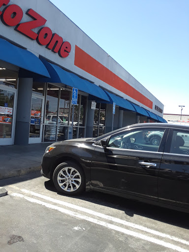Auto Parts Store «AutoZone», reviews and photos, 16500 Sherman Way, Van Nuys, CA 91406, USA