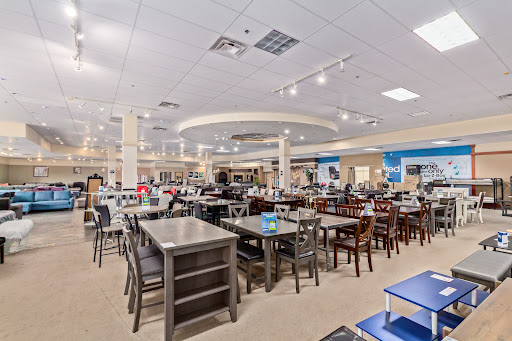 Bedroom Furniture Store «Furniture & Mattress World», reviews and photos, 4020 E Thomas Rd, Phoenix, AZ 85018, USA