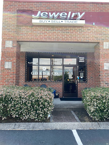 Gold Dealer «Gold & Co Boutique», reviews and photos, 387 W Main St A, Hendersonville, TN 37075, USA